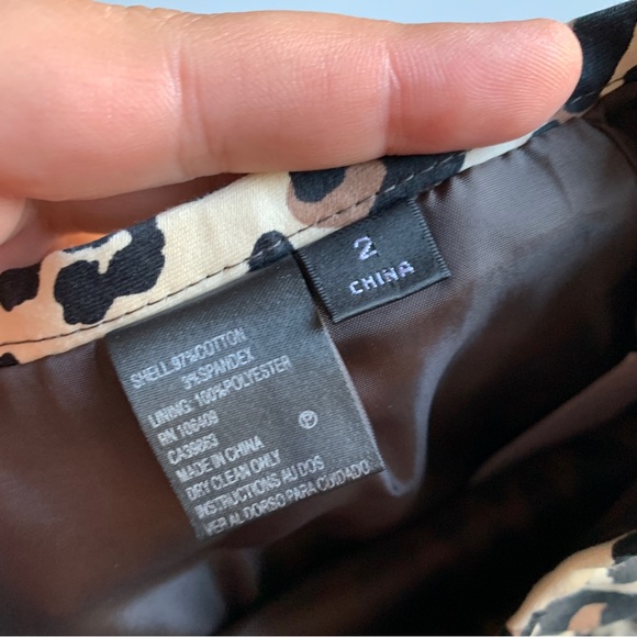Tahari Arthur S Lavine NWT 2 Piece Set Top & Skirt Leopard Print w/Belt Size 2 - Picture 6 of 8